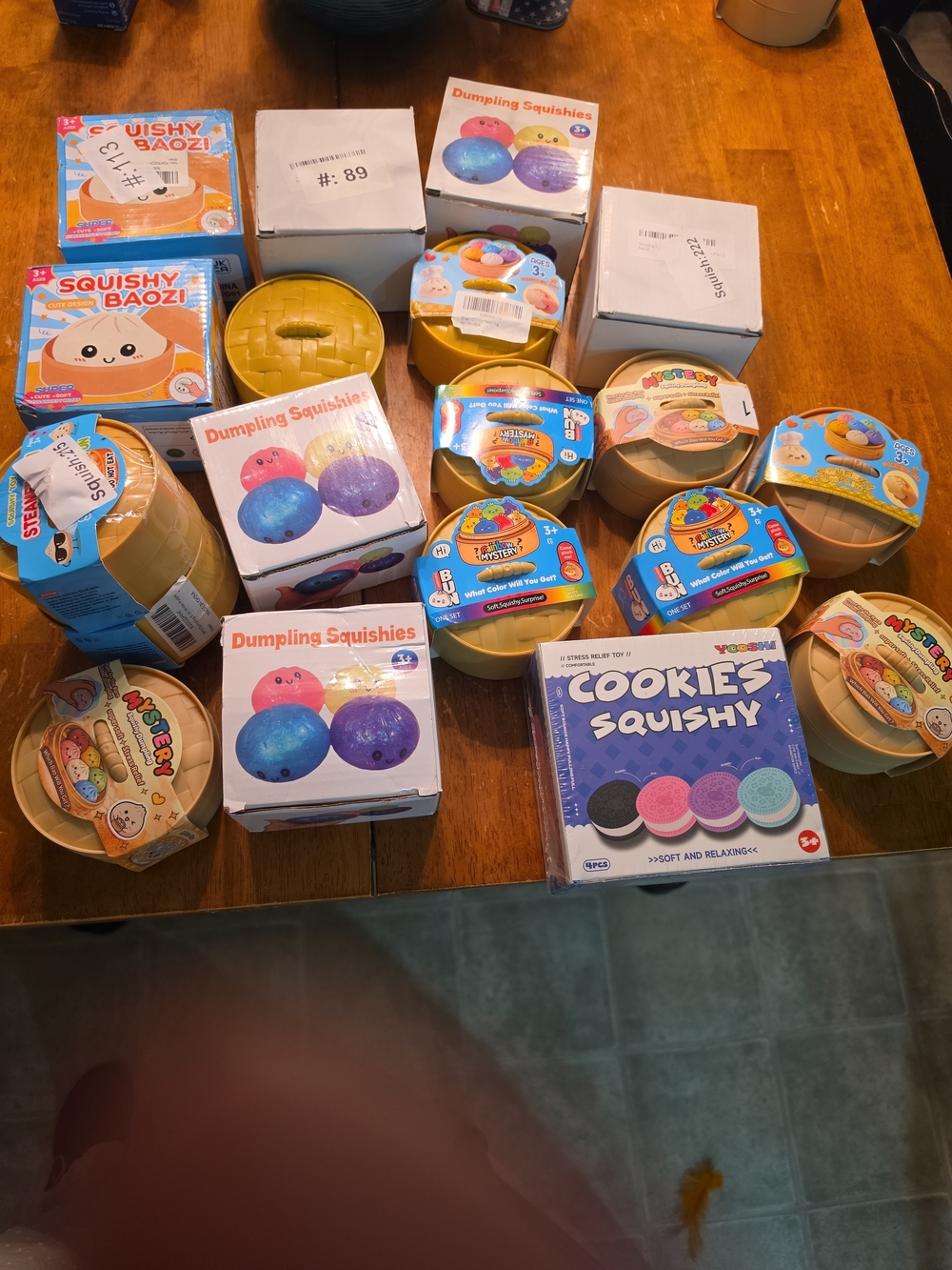 Mystery Squishy Dumpling Bundle – Set of 18 plus Pack Of 4 Cookies! New